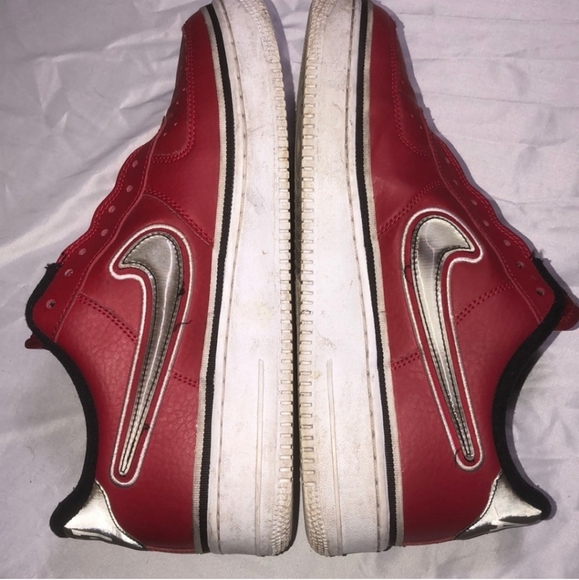 Nike AF-1 size 11 red suede - Picture 6 of 6